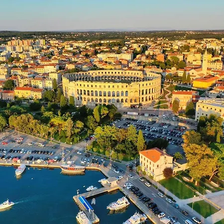 Apartament Colosseum View Pula Exterior photo